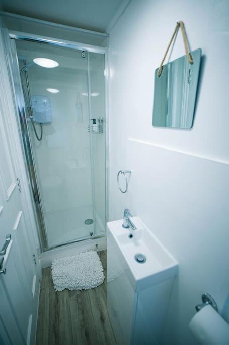 The Beach Suite - Top Floor With Easy Invest Lowestoft Buitenkant foto