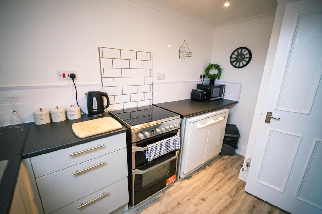 The Beach Suite - Top Floor With Easy Invest Lowestoft Buitenkant foto